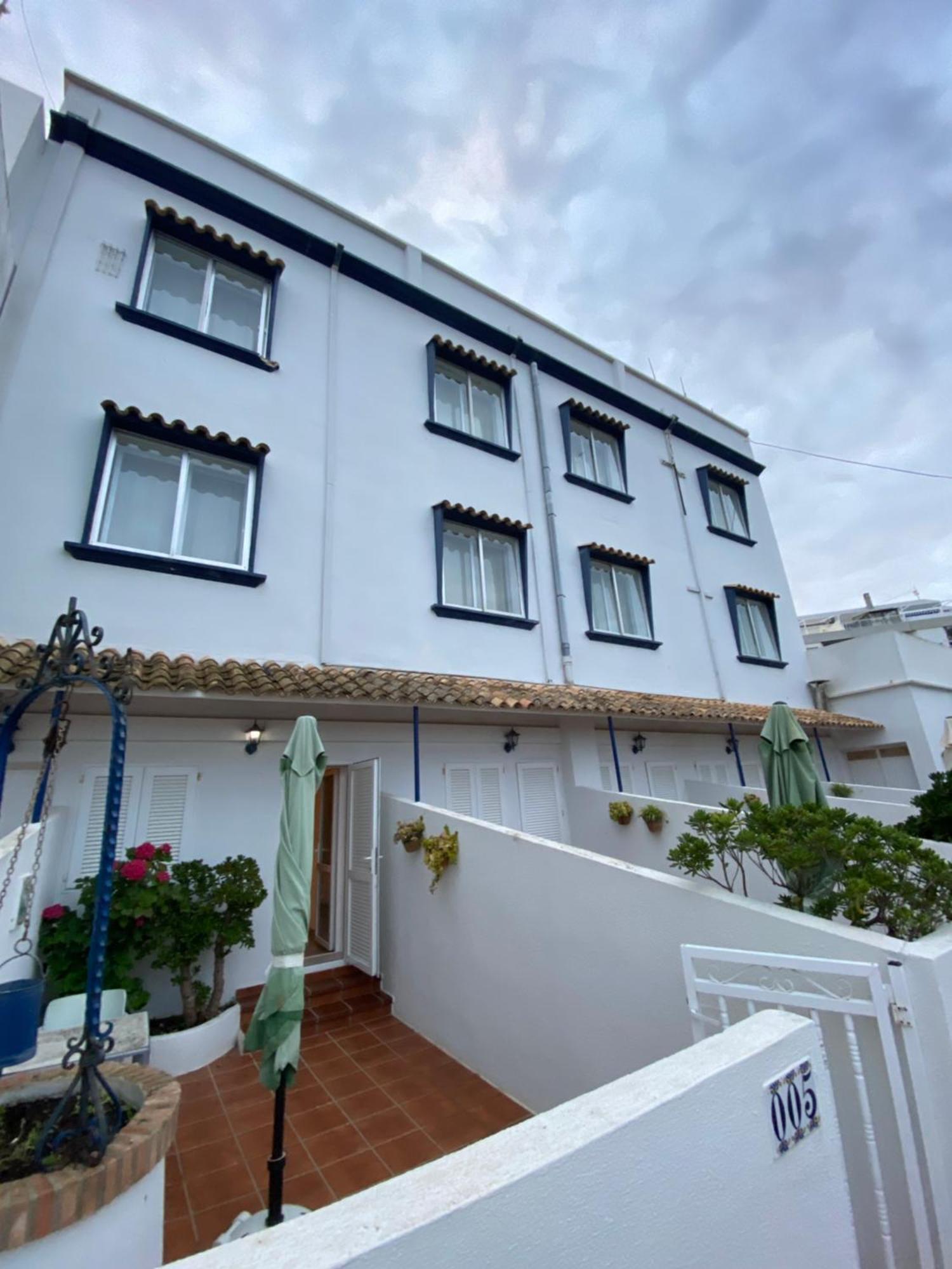 Hostal Blayet Valencia Exterior foto